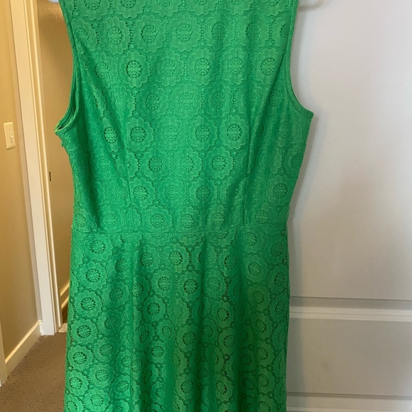 Sleeveless Green Sundress w/ Eyelet Lace Overlay - Picture 3 of 5